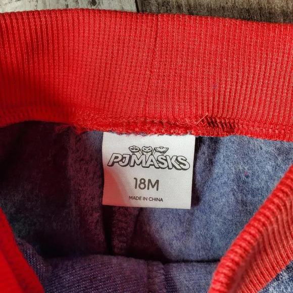 NWT PJ Masks Boys' Wings Stripes Shields Pullover & Jogger 2 Pc Outfit Set 18M - Picture 6 of 15